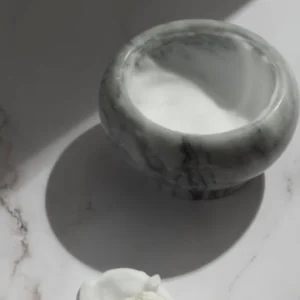 Espuma adhesiva para piedra y mármol